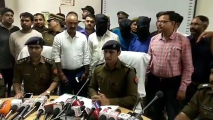इटावा: फैक्ट्री में अवैध रूप से बनाए जा रहे थे हथियार, पुलिस ब्रांच ने भंडाफोड़ कर 3 को दबोचा