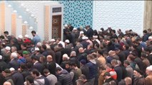 Diyanet İşleri Başkanı Erbaş, Ahmet Hamdi Akseki Camii'de hutbe irad etti (1) - ANKARA
