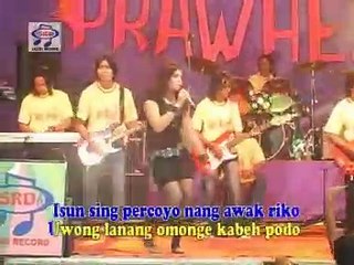 Dina Ratih - Apel [Official Music Video]