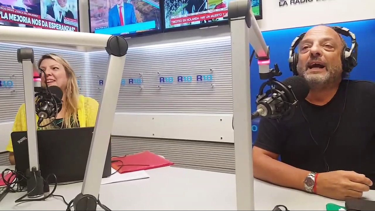 Editorial de BABY ETCHECOPAR :"En el pais de las sombras largas, o nos vamos de la Argentina o nos encamamos con una esquimal" - 18/03/2019
