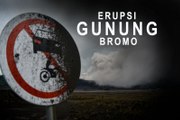 Gunung Bromo Erupsi