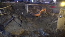 İzmir Metro Otopark İnşaatındaki Göçükte Bir Kişinin Cansız Bedenine Ulaşıldı