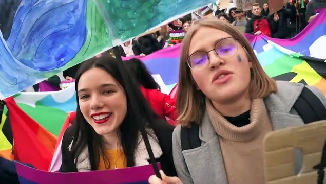 MACON-INFOS : 500 lycéens dans la rue à Mâcon pour le climat