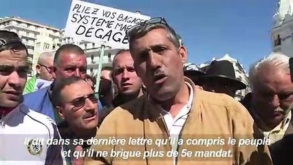 Algérie: une foule immense défile dans le centre d'Alger (6)