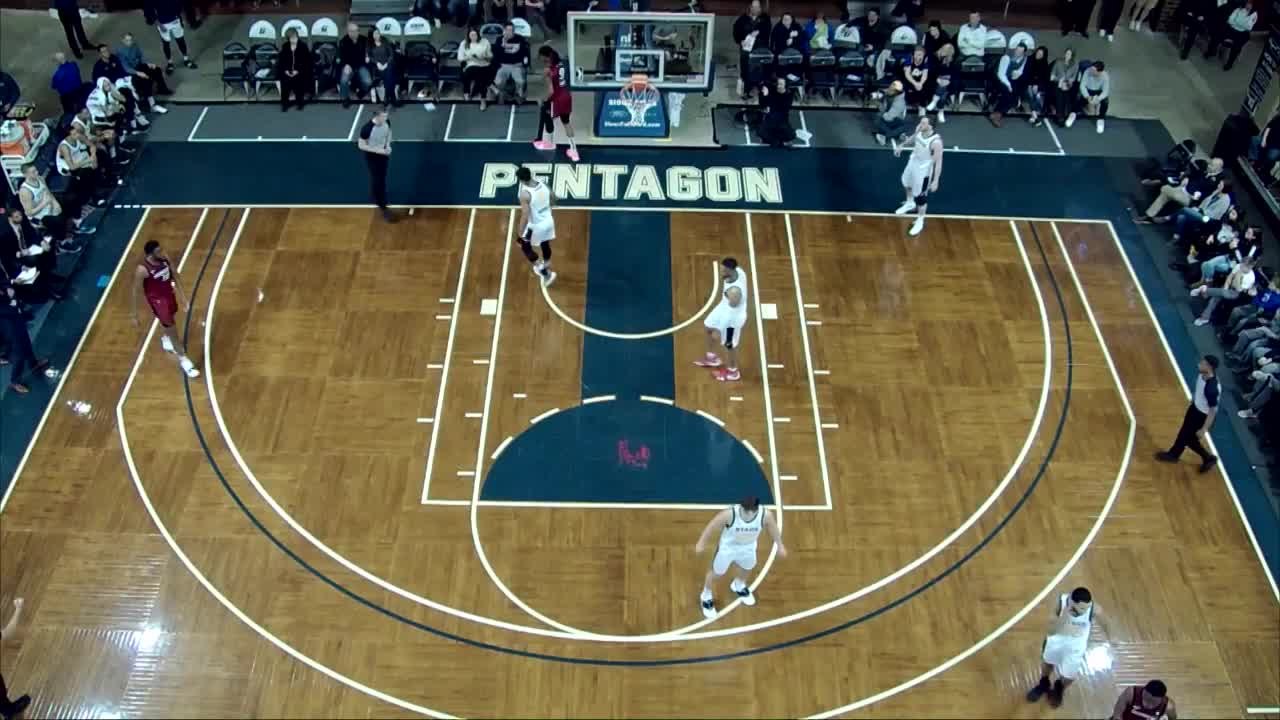 Emanuel Terry attacks the rim!