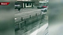 Londra’da cami önünde ırkçı saldırı