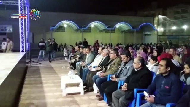 .. محافظ مطروح يشهد عرض لفرقة الفنون الشعبية
