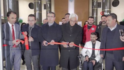 Hayata küsmedi, sanatına tutundu, gelirini de Otizmli bireylere bağışladı