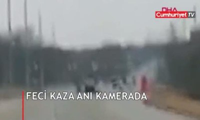 İki kişi can verdi! Kırmızı ışıkta durmayan otomobil, yolcu otobüsüne çarptı