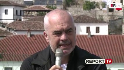 Të paditur, injorantë dhe në errësirë'/ Rama sulmon opozitën nga Berati