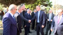 Kültür ve Turizm Bakanı Ersoy, İznik'te restorasyonu devam tarihi yapıları inceledi - BURSA