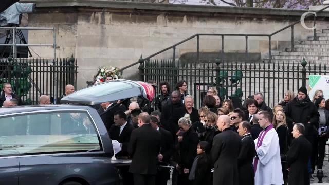 La tendre déclaration de Laura Smet devant un beau souvenir de Nathalie Baye et Johnny Hallyday