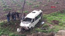 Gaziantep- Yolcu Minibüsü Devrildi 1 Ölü, 15 Yaralı