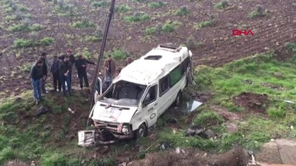 Gaziantep- Yolcu Minibüsü Devrildi 1 Ölü, 15 Yaralı