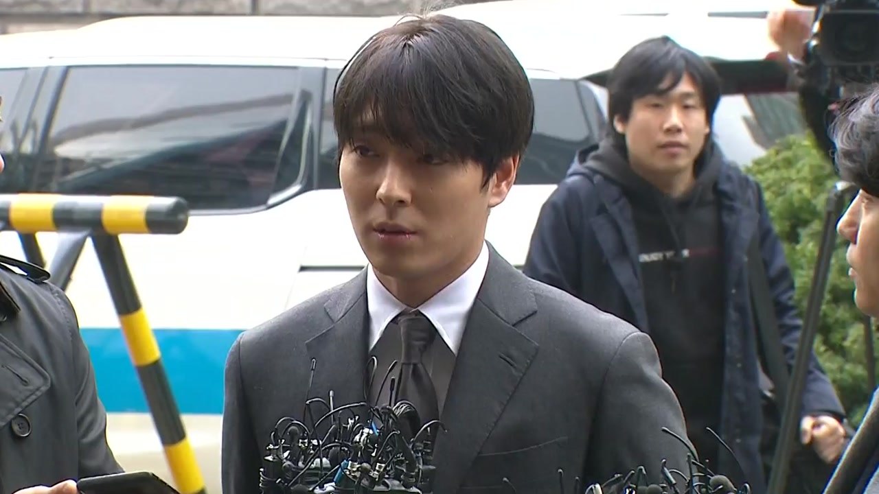 '승리 카톡방' 줄줄이 조사...최종훈 출석 / YTN