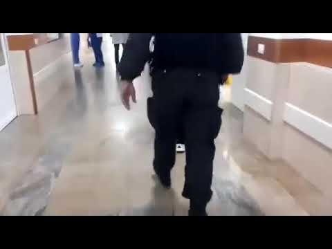 TV Ora - Ardi Veliu te Trauma, viziton policët e lënduar në protestë