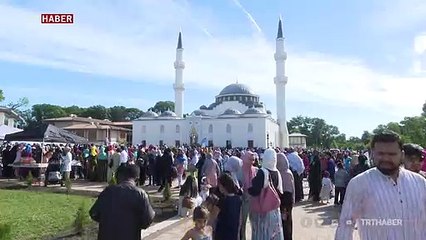 CAIR Başkanı Awad: Müslümanlara çağrımızdır, korkmayın, camilere sahip çıkın