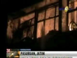 Ruangan Kantor Pemerintahan Kota Pasuruan Masih Menyisakan Api