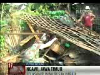 Beliung Menerjang Ngawi, 17 Rumah Hancur