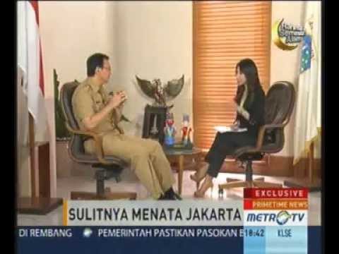 Primetime News: Penolakan Relokasi PKL [EXCLUSIVE] | MetroTV