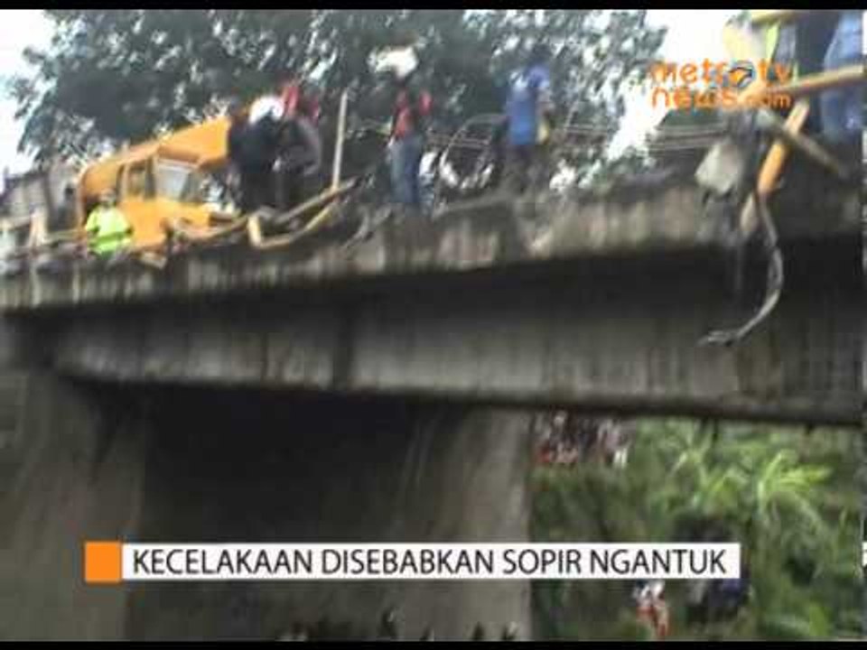 Kecelakaan Bus Semarang