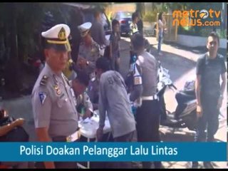 Tak hanya menilang, polisi juga doakan pelanggar lalin