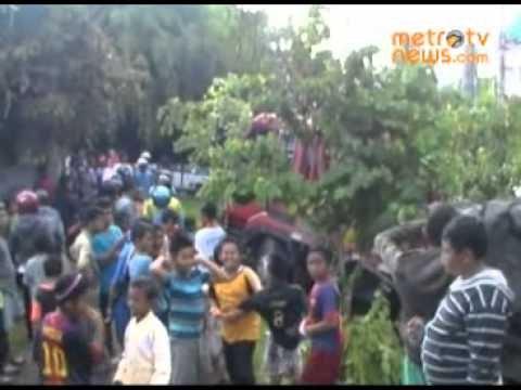 Rem Blong, Fuso Tabrak Taman