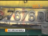 Tabrak Pejalan Kaki, Bus Dirusak Warga