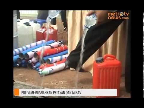 Antisipasi Pergantian Tahun, Polisi Memusnahkan Petasan dan Miras