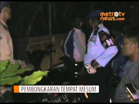 Belasan Tempat Mesum Dirobohkan Satpol PP