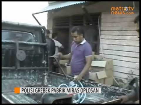 Polisi Grebek Gudang Miras Oplosan