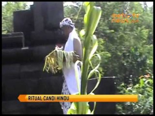 Warga Lereng Merapi Gelar Ritual Candi Hindu