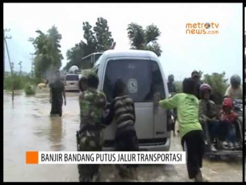 Banjir Bandang Landa Madura, Jalur Transportasi Terputus