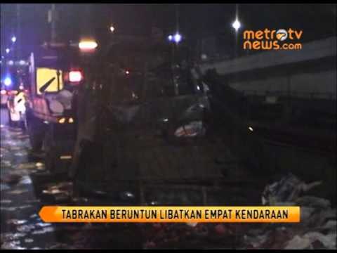 Kecelakaan Beruntun di Tol Tomang, Dua Orang Kritis