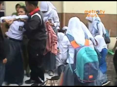 Puluhan Siswa Kesurupan Sekolah Diliburkan