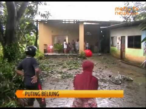 Puting Beliung Porak porandakan Belasan Rumah di Gowa