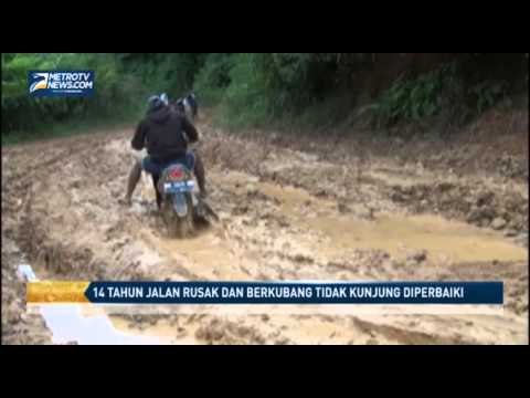14 Tahun Jalan Rusak dan Berkubang tidak Kunjung Diperbaiki