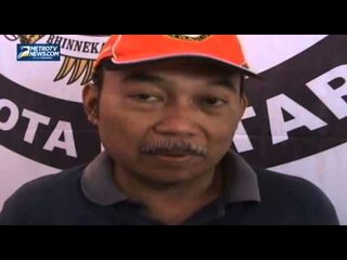 Bendera Parpol Dibakar