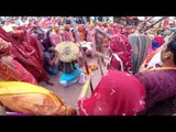 Festa e pranverës në Indi: Gratë rrahin burrat