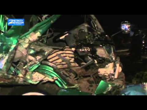Minibus Tabrak Motor, Dua Orang Tewas Dua Luka Berat