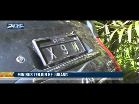 Minibus Terjun ke Jurang Sedalam 20 Meter di Pangandaran