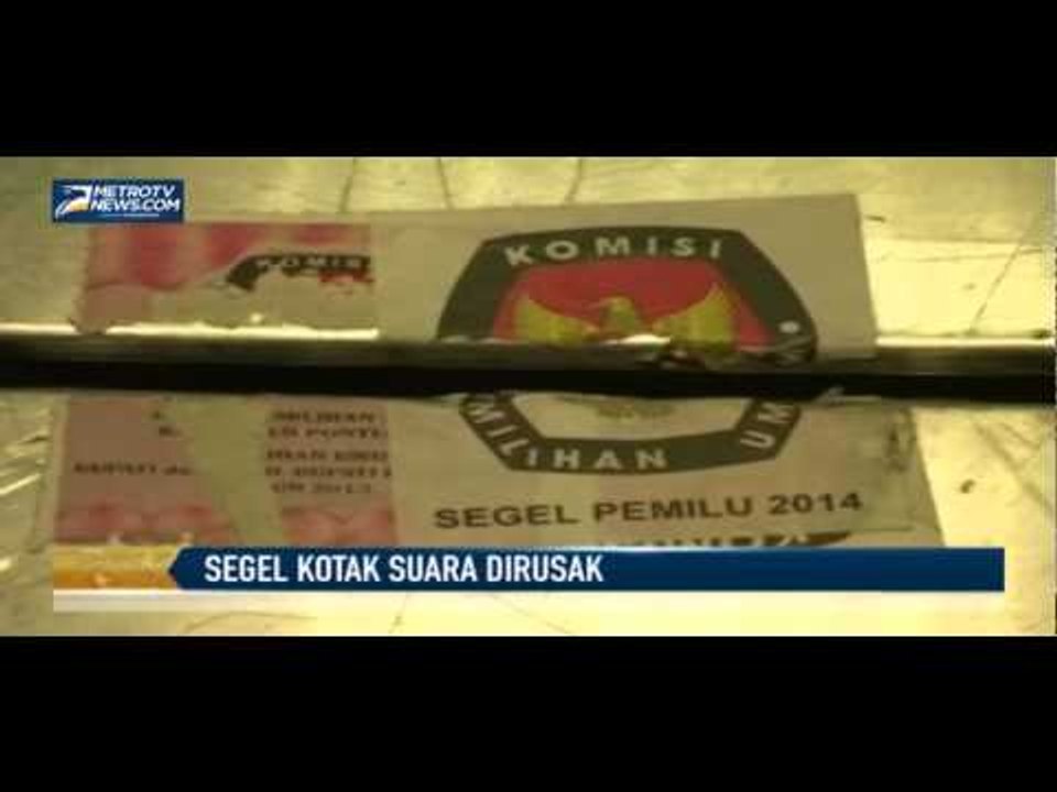 Puluhan Segel Kotak Surat Suara Dirusak