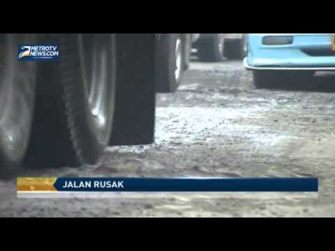 Puluhan Km Jalan Nasional Sukabumi Rusak Parah
