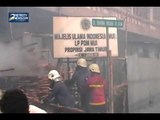 Terkena Percikan Las, Bangunan Ruko di Surabaya  Nyaris Terbakar