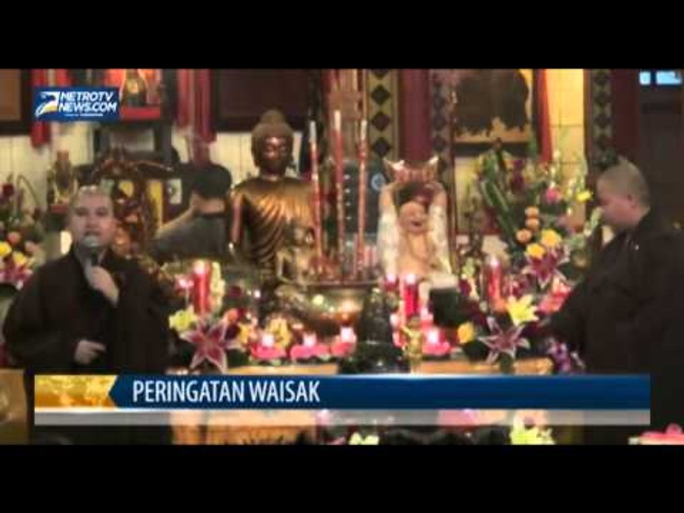 Umat Buddha di Cianjur Mandikan Patung Buddha