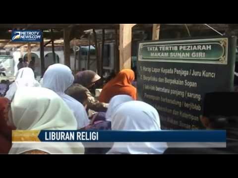 Ribuan Peziarah Padati Makam Wali Songo