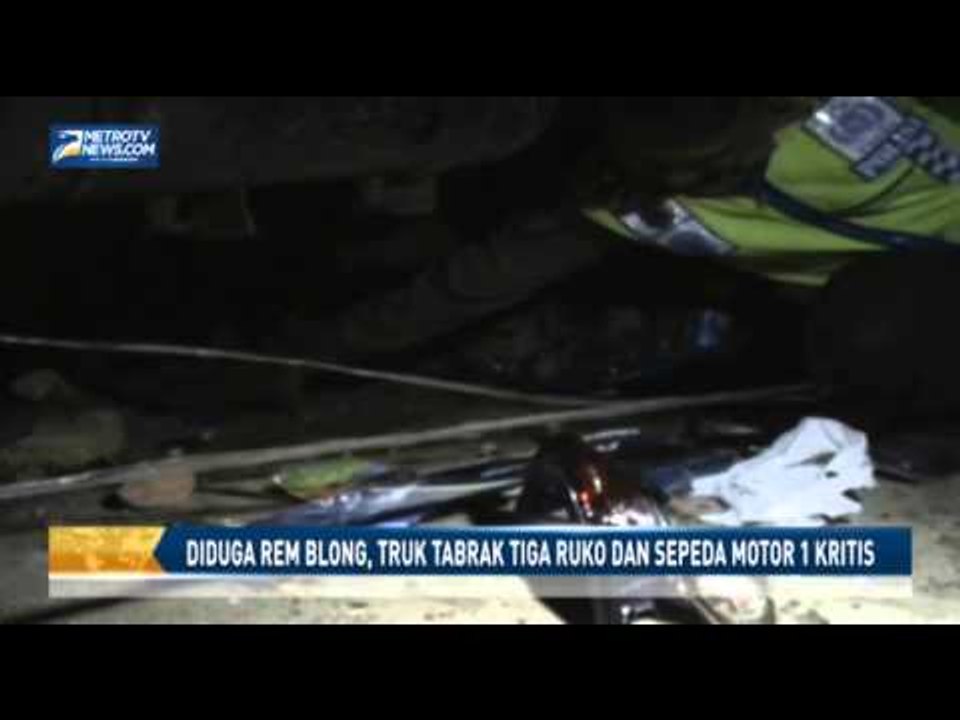 Diduga Rem Blong, Truk Tabrak Tiga Ruko dan Sepeda Motor 1 Kritis