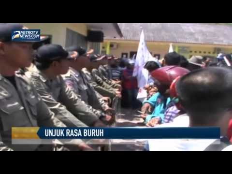 Ratusan Buruh di Serdang Bedagai Berunjuk Rasa Tuntut Kenaikan Upah