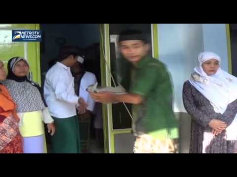 Jamaah Aboge Rayakan Idul Fitri Hari Ini