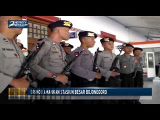 Brimob Amankan Stasiun Besar Bojonegoro